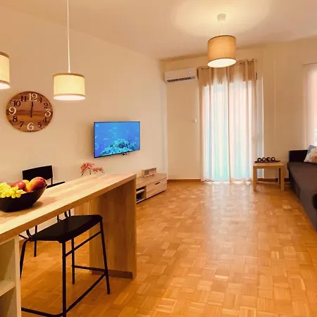Downtown Opalio Apartment