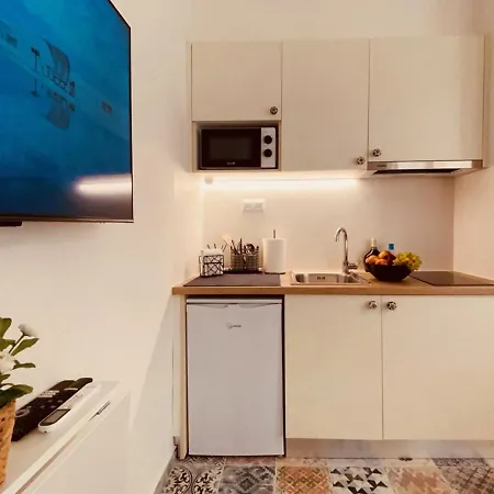 Downtown Opalio * Kawala